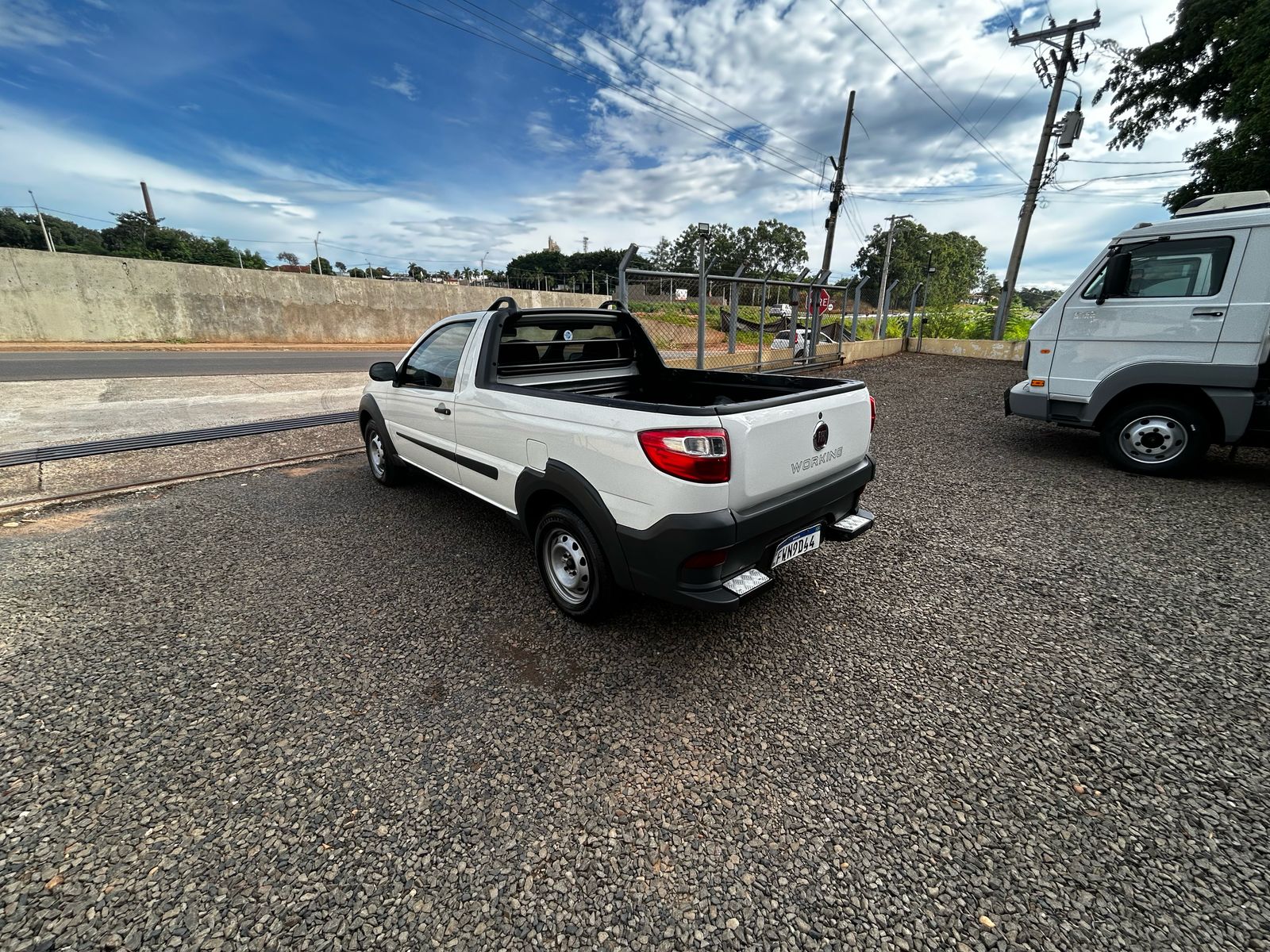 Fiat Strada 1.4 Hard Working Flex 2 Portas (6)