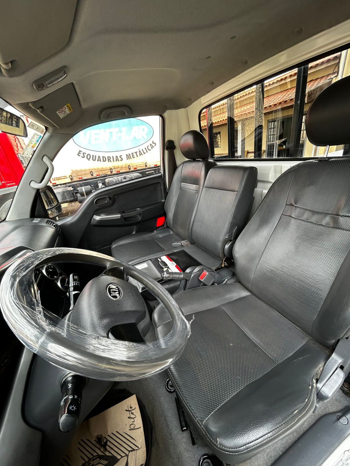 KIA Bongo 2.5 HD Carroceria Ano 2020 (12)